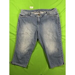 Chaps Womens Blue Denim Capris Medium Wash Size 20 Plus